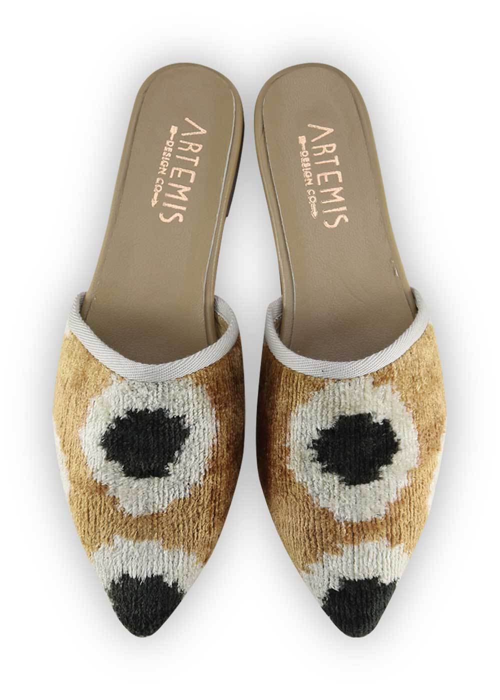 Silk & Velvet Shoes – Artemis Design Co