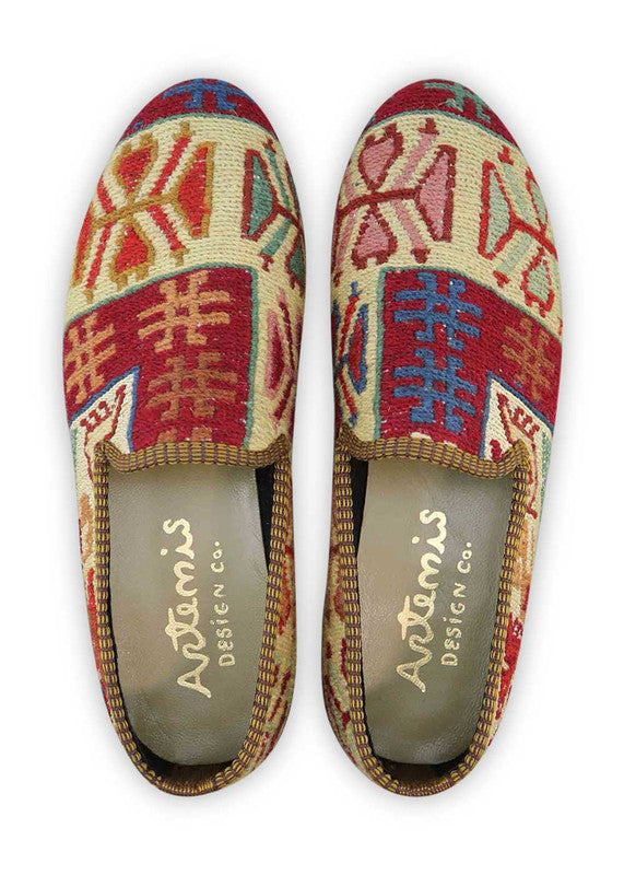 Artemis Design & Co Men's Loafers are a versatile and stylish choice for any occasion. Crafted with premium quality materials, these loafers offer both comfort and durability. The white, red, black, green, khaki, sky blue, pink, grey, and peach color combination adds a touch of sophistication to any outfit.  (Front View)
