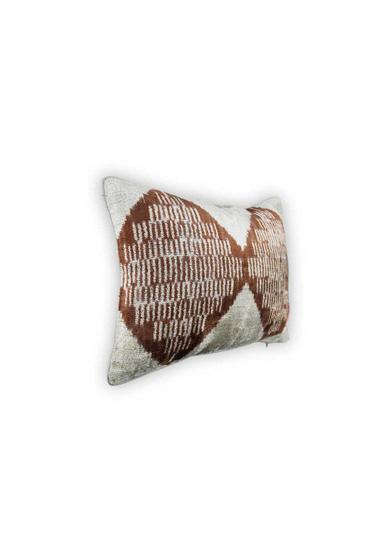 linden-velvet-ikat-pillow-rectangular-ZVPLBD-2103-angle