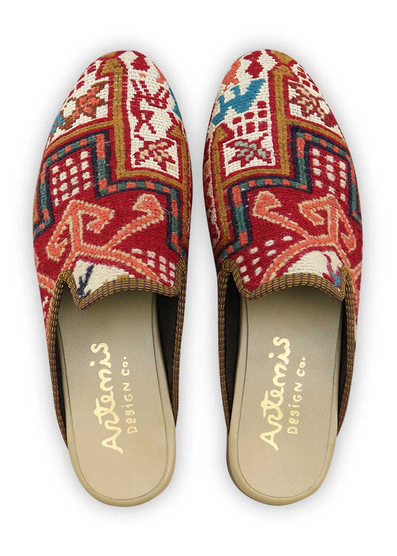 Artemis Design & Co introduces Men's Slippers that embody a vibrant spectrum of colors, including red, white, green, peach, blue, orange, brown, and teal. Elevate your comfort with these stylish and diverse slippers, carefully crafted to bring a touch of flair to your loungewear. (Front View)