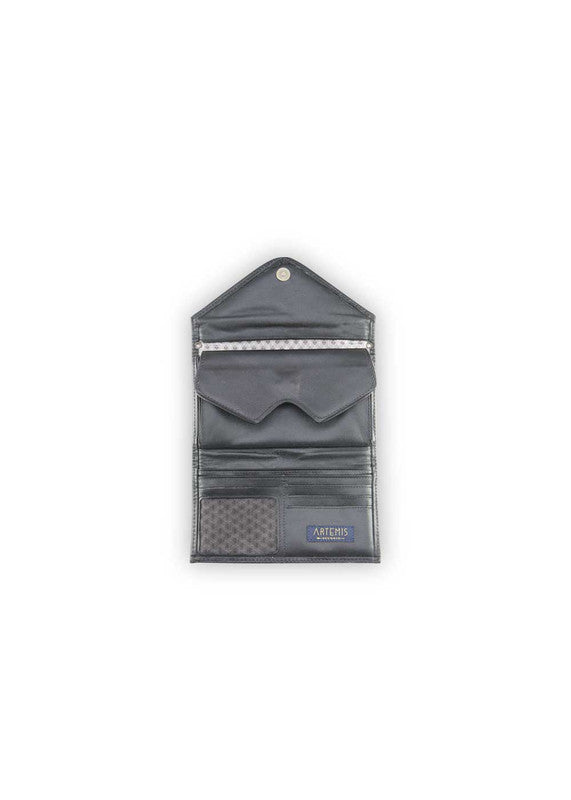 wallet-interior-black-leather