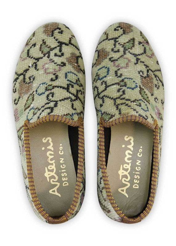 The Artemis Women's Smoking Shoe features a charming color combination of khaki, lilac, blue, and moss green. These smoking shoes offer a delightful mix of earthy and pastel tones, creating a chic and versatile look. Whether you're dressing up for a special occasion or seeking a comfortable yet stylish option for everyday wear, these shoes are the perfect choice. (Front View)